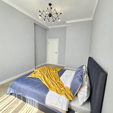 3 Room Gagarin Park Residential Complex Near Mega Shopping Mall Ałma Ata Zewnętrze zdjęcie