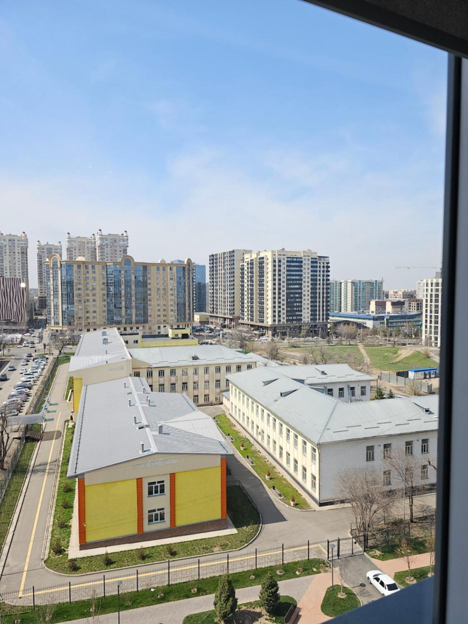 3 Room Gagarin Park Residential Complex Near Mega Shopping Mall Ałma Ata Zewnętrze zdjęcie